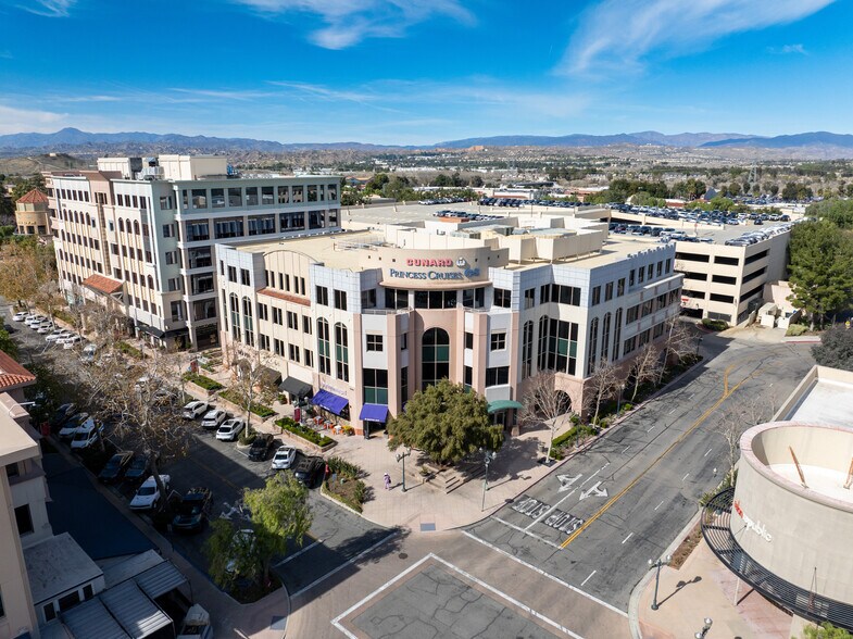 More Photos Of , Valencia Unknown For Sale