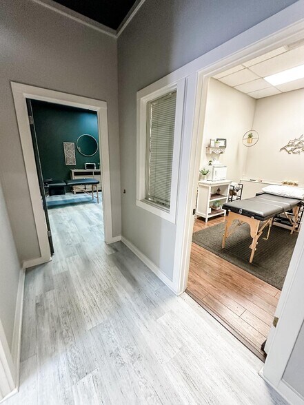 More Photos Of 4611 N Wheeling Ave, Muncie General Retail For Lease