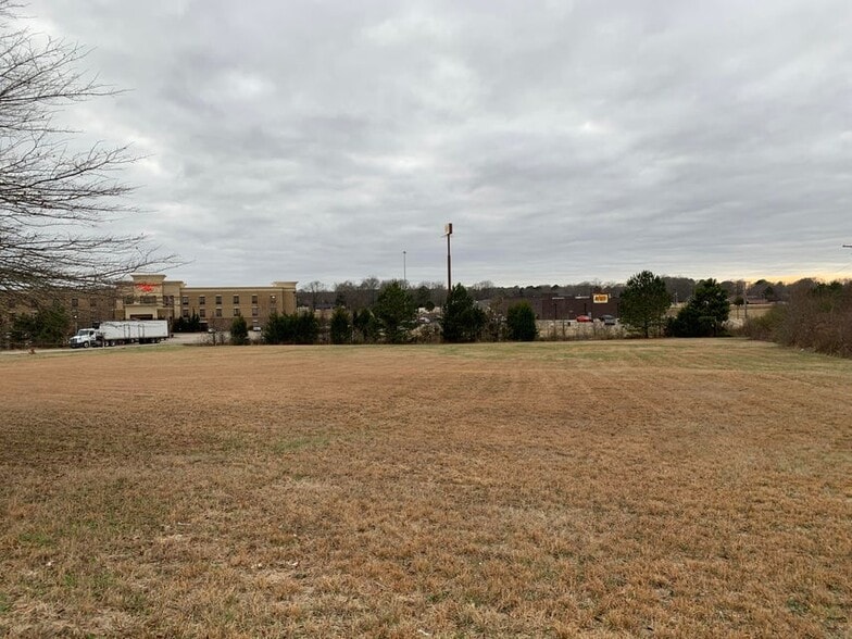 More Photos Of Coulter Drive, New Albany Land For Sale
