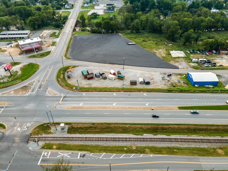 More Photos Of 216 E Commerce St, Waverly Land For Sale