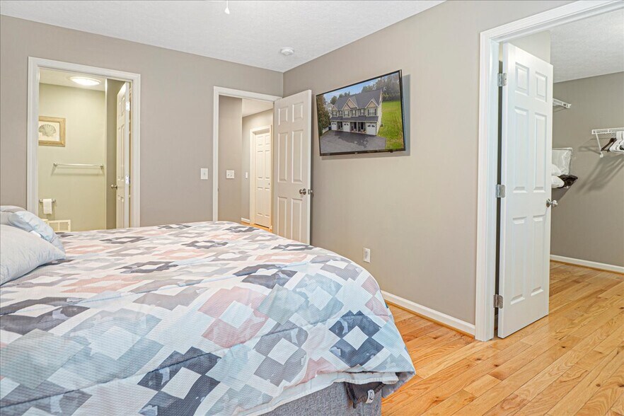 More Photos Of 8388 Bay St, Sodus Point Apartments For Sale