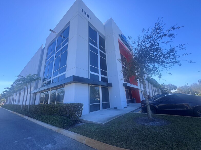 Primary Photo Of 4100 NW 142nd St, Opa Locka Warehouse For Lease