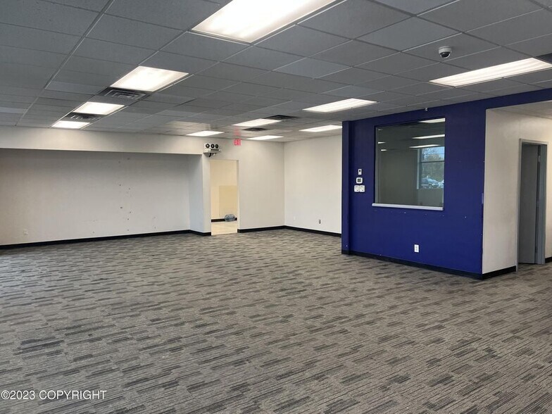 More Photos Of 2210 E Northern Lights Blvd, Anchorage General Retail For Lease