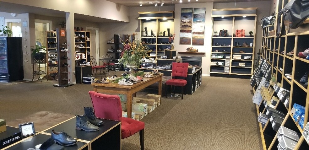 More Photos Of 101-107 S 1st St, La Conner Storefront For Sale