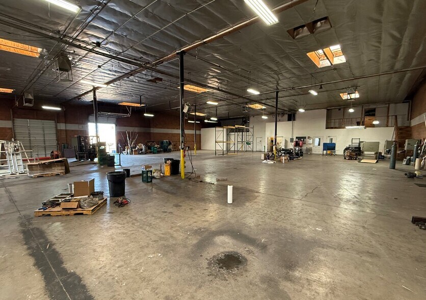 More Photos Of 5723 W Washington St, Phoenix Warehouse For Sale