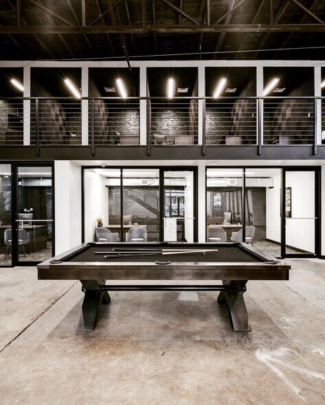 More Photos Of 1090 Spencer St, Conway Loft Creative Space For Lease