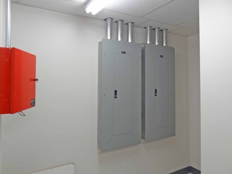 More Photos Of 1311-1319 Pineview Dr, Morgantown Medical For Sale