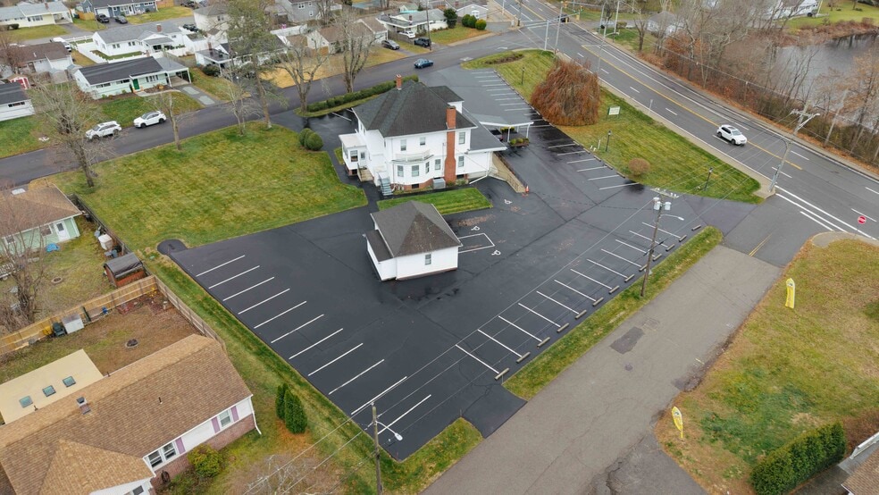 More Photos Of 982 Warwick Ave, Warwick Funeral Home For Sale