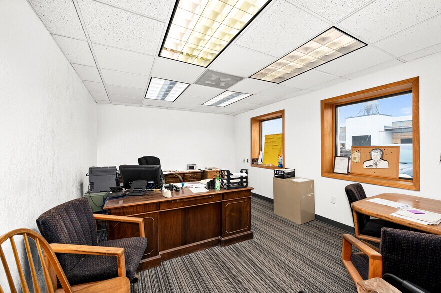 More Photos Of 350 Garfield Ave, Duluth Warehouse For Lease