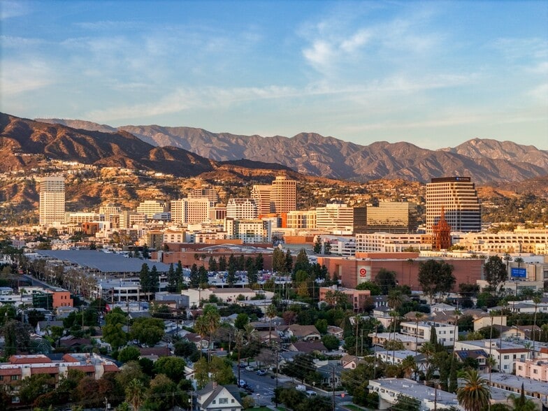 More Photos Of 615 S Columbus Ave, Glendale Apartments For Sale