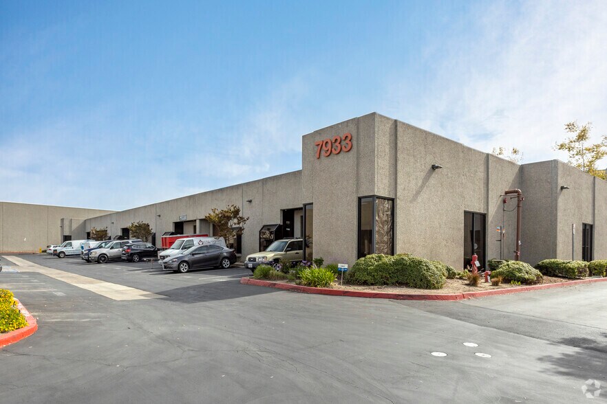 More Photos Of 7940 Silverton Ave, San Diego Unknown For Lease