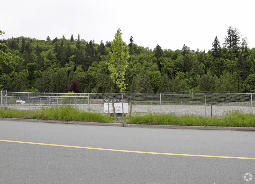 More Photos Of 44199 Progress Way, Chilliwack Land For Lease