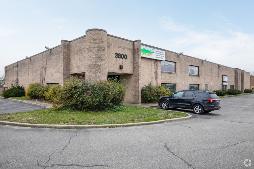 Primary Photo Of 3800 Veterans Memorial Hwy, Bohemia Showroom For Sale