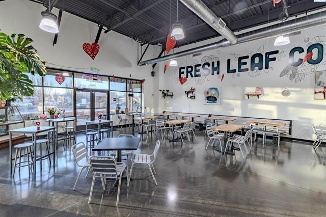 More Photos Of 1080 George Washington Way, Richland Restaurant For Sale