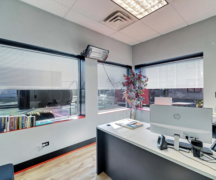 More Photos Of 110 N Courtland St, East Stroudsburg Auto Dealership For Sale