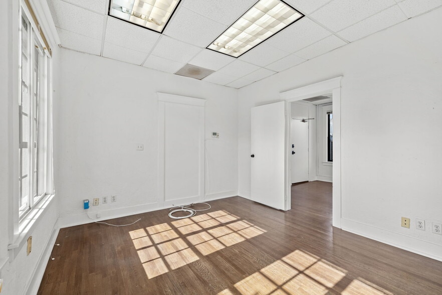 More Photos Of 602-616 Santa Monica Blvd, Santa Monica Loft Creative Space For Lease