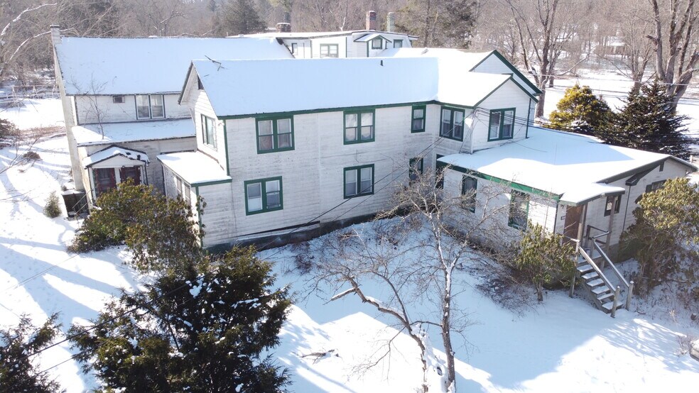 More Photos Of 248 S Sterling Rd, South Sterling Hotel For Sale