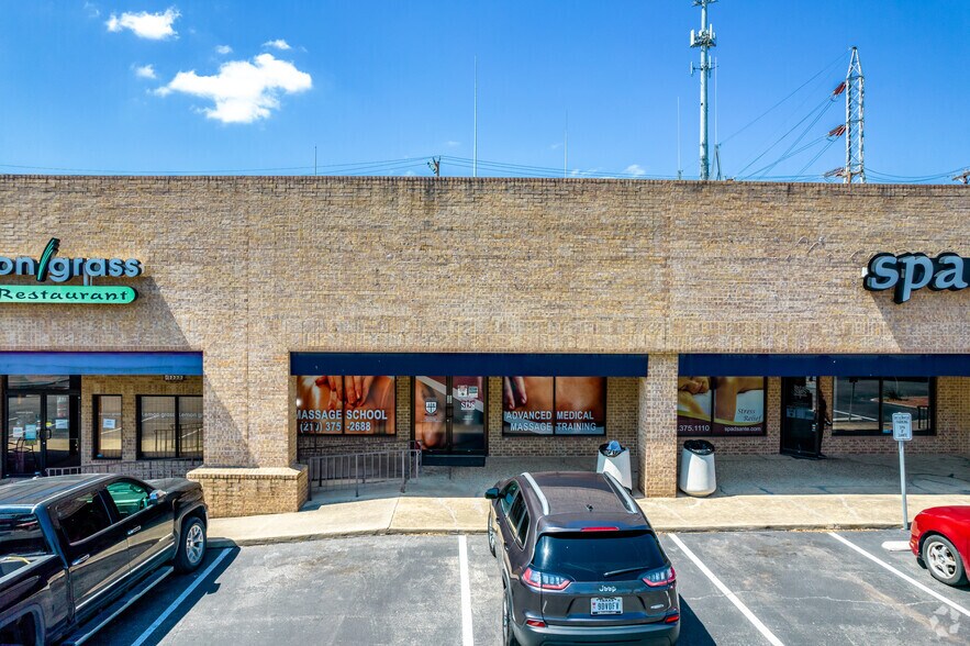 More Photos Of 16602-16668 San Pedro Ave, San Antonio Unknown For Lease