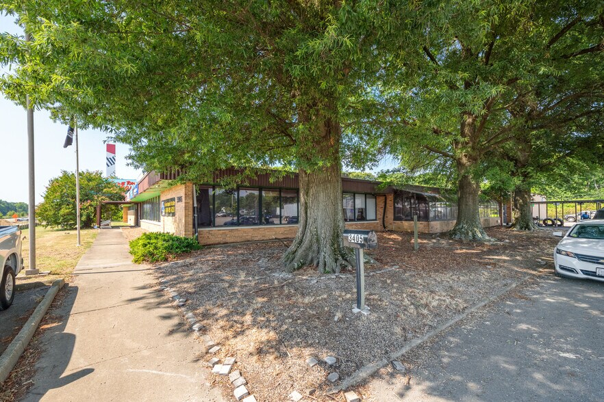 More Photos Of 3405 Commerce Rd, Richmond Warehouse For Sale