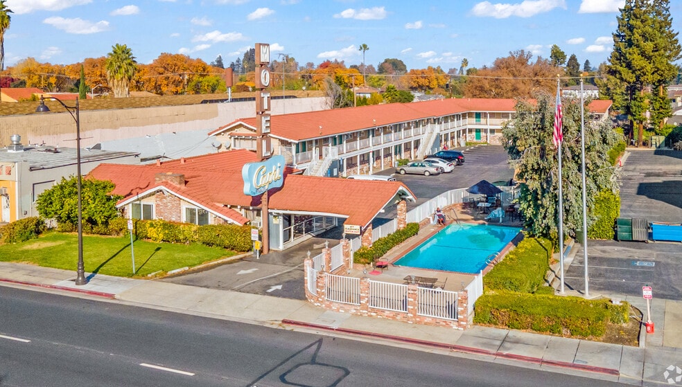 More Photos Of 2465 El Camino Real, Santa Clara Hotel For Sale
