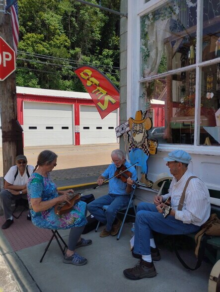 More Photos Of 400 4th St, Sutton Storefront Retail Residential For Sale