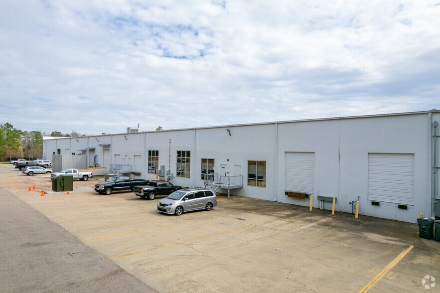 More Photos Of 133 Southcenter Ct, Morrisville Research And Development For Lease