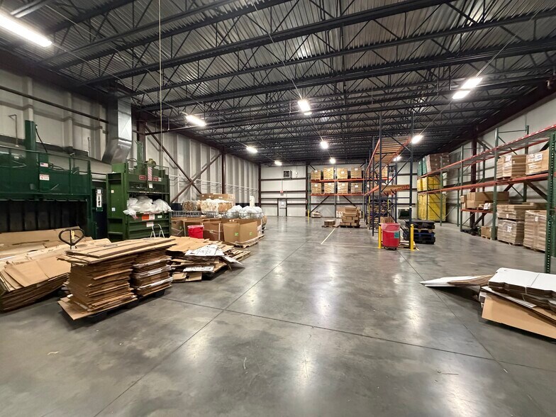 More Photos Of 3158 N Valley Pike, Harrisonburg Warehouse For Lease