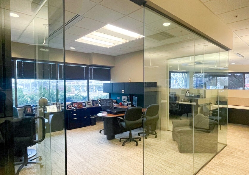 More Photos Of 6980 N Port Washington Rd, Glendale Office For Lease