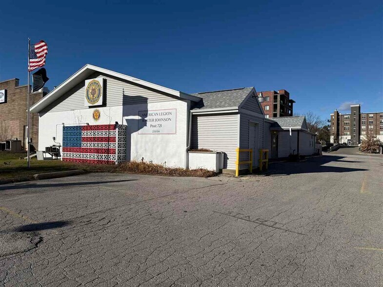 Primary Photo Of 901 2nd St, Coralville Office For Lease