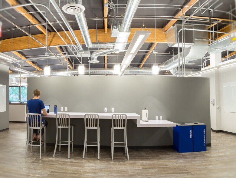 More Photos Of 1400 Montefino Ave, Diamond Bar Office For Sale