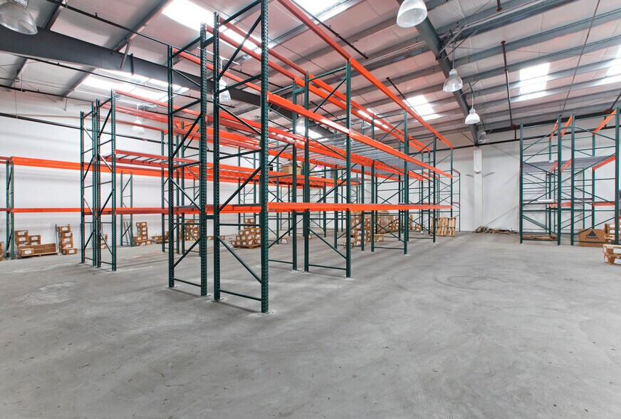 More Photos Of 1405 Van Dyke Ave, San Francisco Industrial For Sale