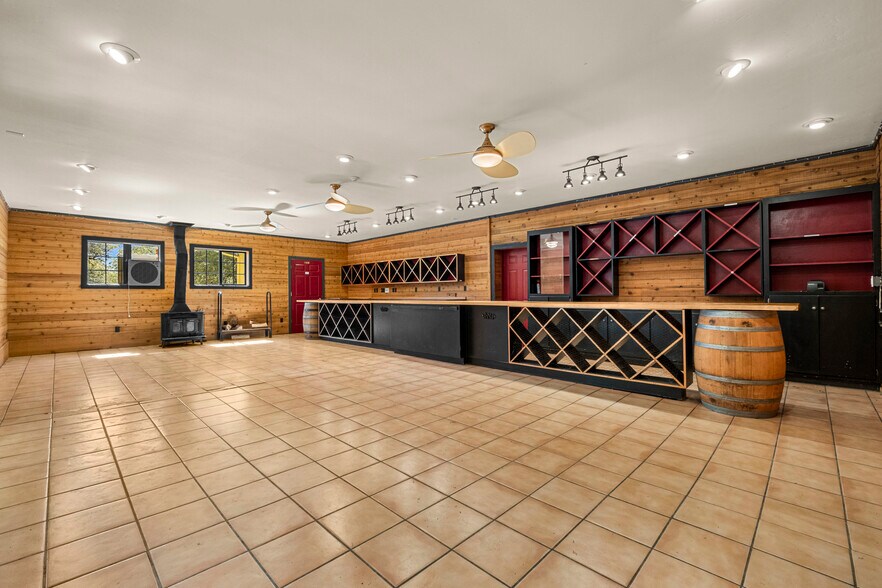 More Photos Of 8221 Stoney Creek Rd, Fair Play Winery Vineyard For Sale