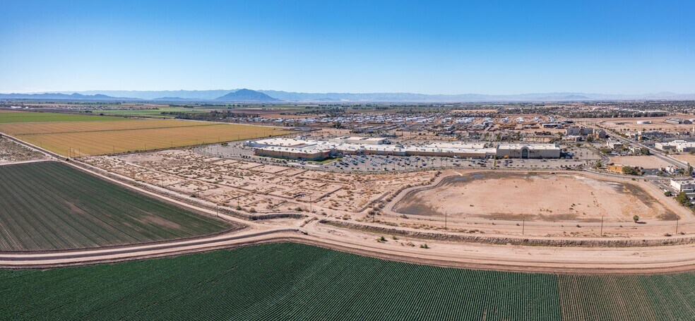 More Photos Of 1558-1560 Dogwood Rd, El Centro Land For Sale