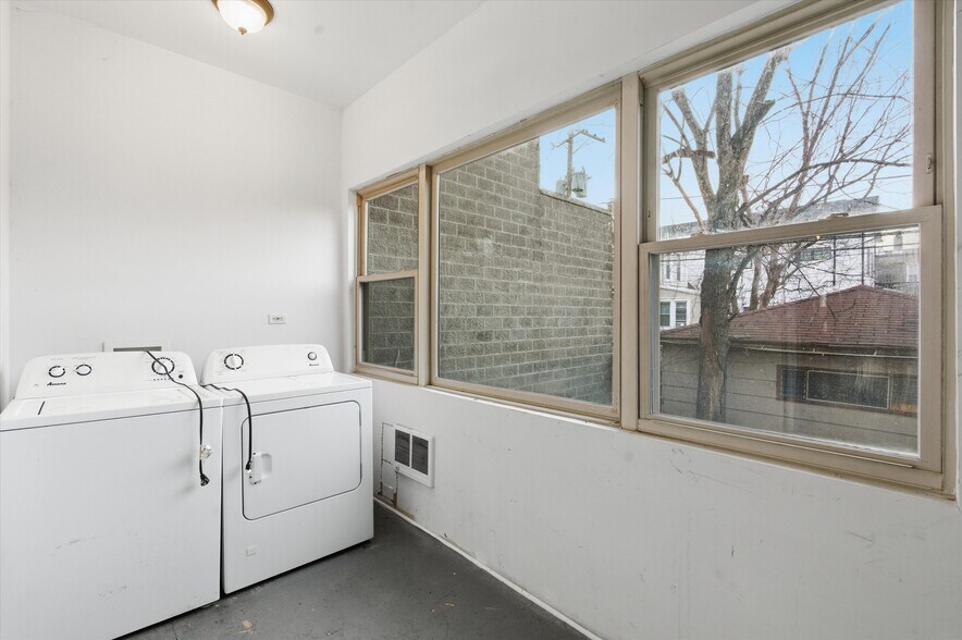 More Photos Of 4140 N Western Ave, Chicago Multifamily For Sale