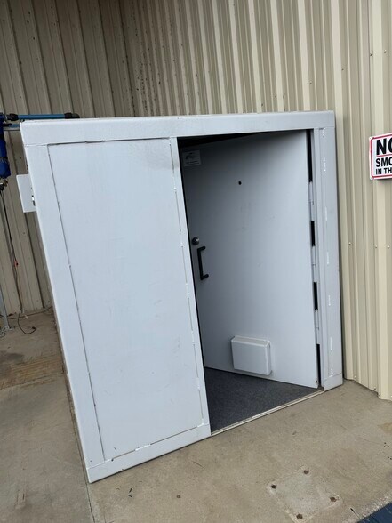 More Photos Of , Decatur Industrial For Sale