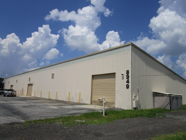 Primary Photo Of 8949 Maislin Dr, Tampa Warehouse For Lease