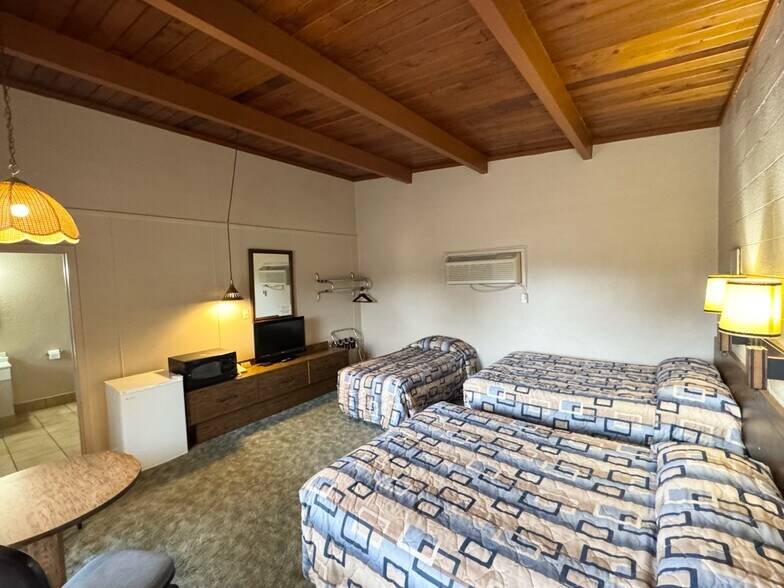 More Photos Of , McCook Unknown For Sale