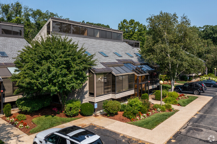 Primary Photo Of 7 Kimball Ln, Lynnfield Office For Lease