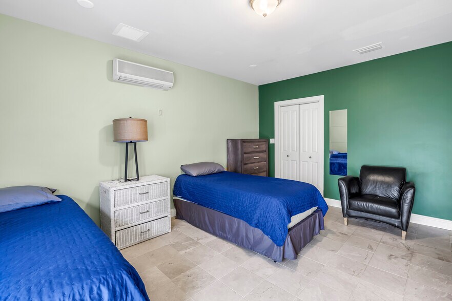 More Photos Of , Tampa Multifamily For Sale