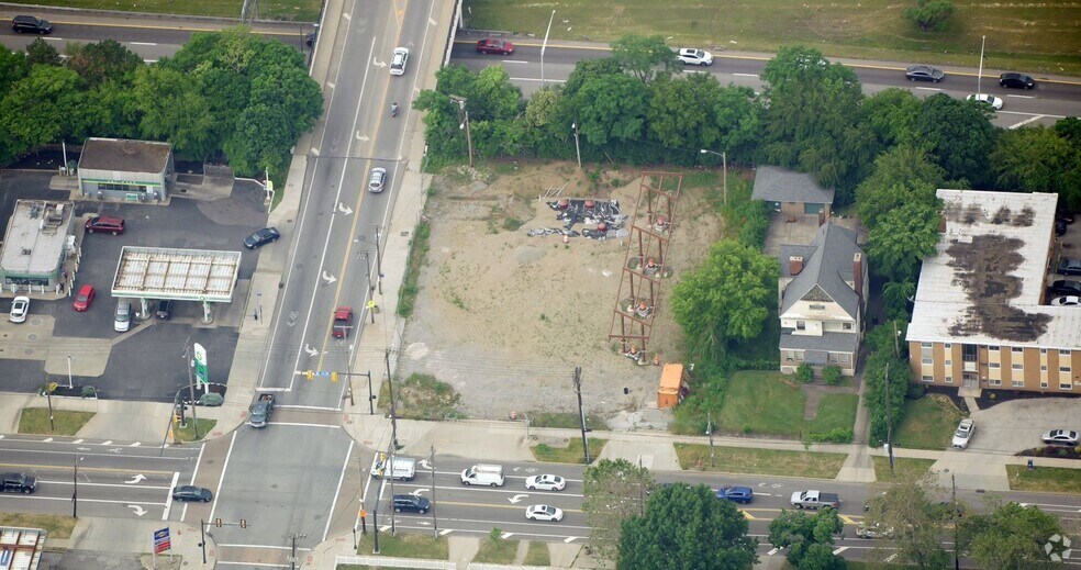 More Photos Of 3074 W 14th St, Cleveland General Retail For Sale