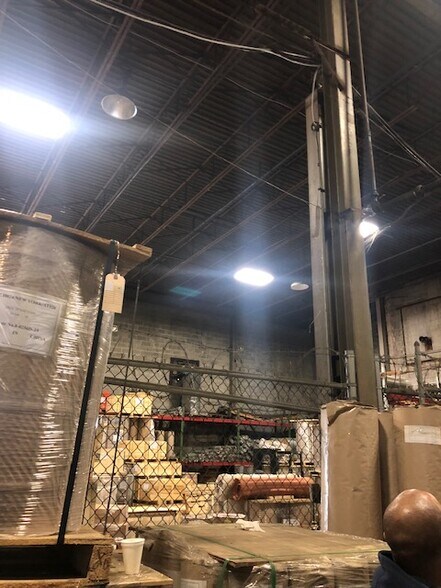More Photos Of 2200 N 8th St, Philadelphia Warehouse For Lease
