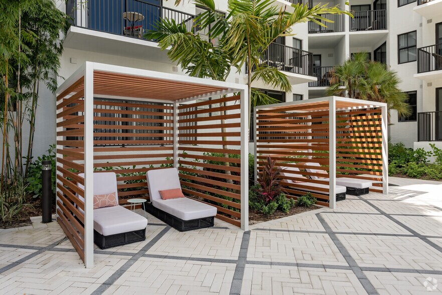 More Photos Of 609 2nd St, West Palm Beach Apartments For Lease