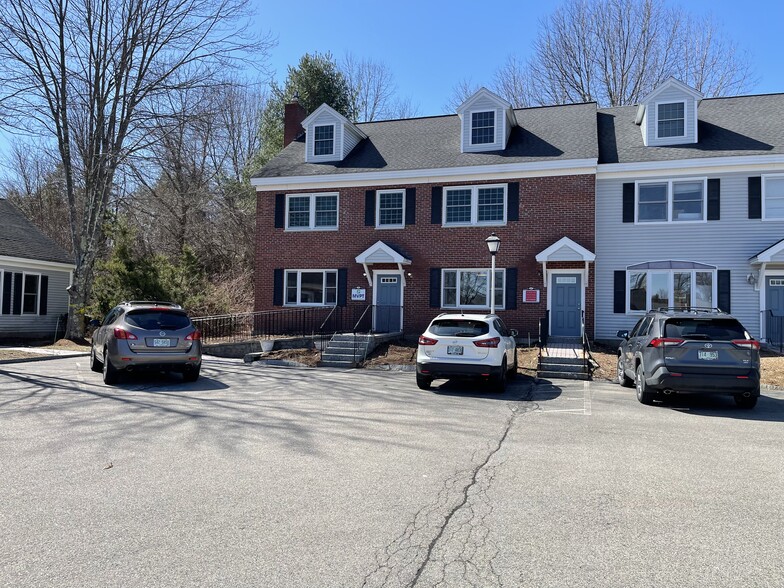 More Photos Of 40 S River Rd, Bedford Medical For Lease