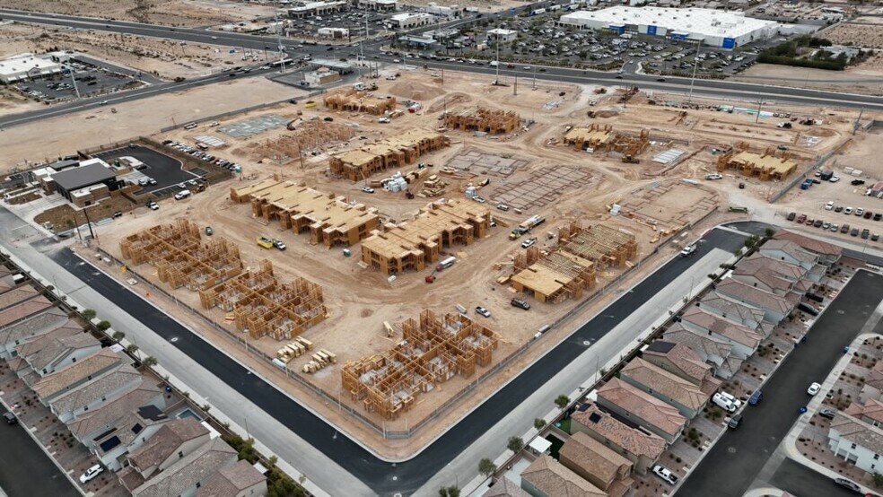 More Photos Of Rainbow & Blue Diamond, Las Vegas Unknown For Lease