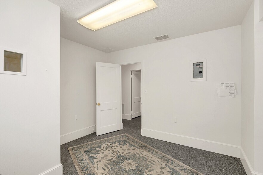 More Photos Of 1400 E Robinson St, Orlando Medical For Sale