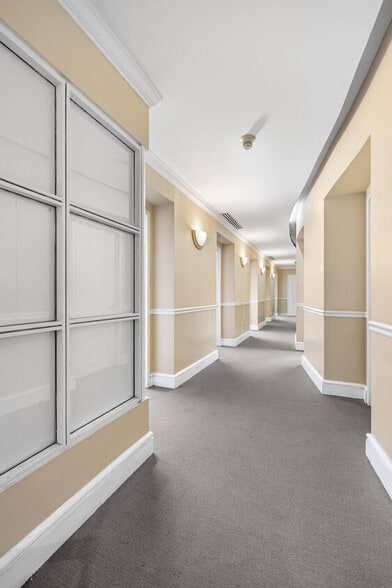 More Photos Of 400-416 E 56th St, New York Apartments For Sale