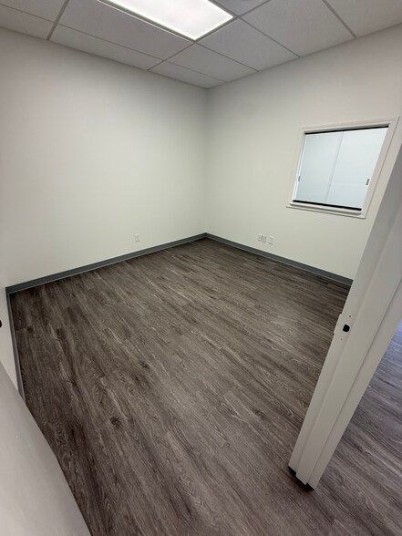 More Photos Of 6767 Peachtree Industrial Blvd, Peachtree Corners Warehouse For Lease