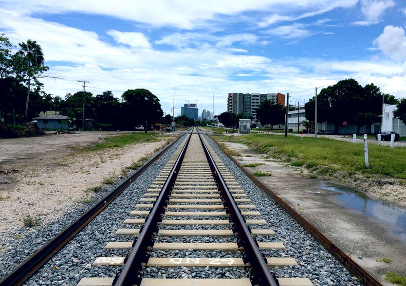 More Photos Of 301-395 NE 59th St, Miami Coworking Space