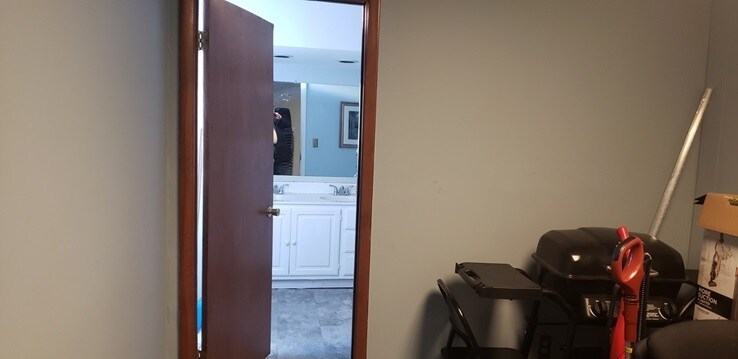 More Photos Of 29 Harbor Ave, Norwalk Manufacturing For Lease