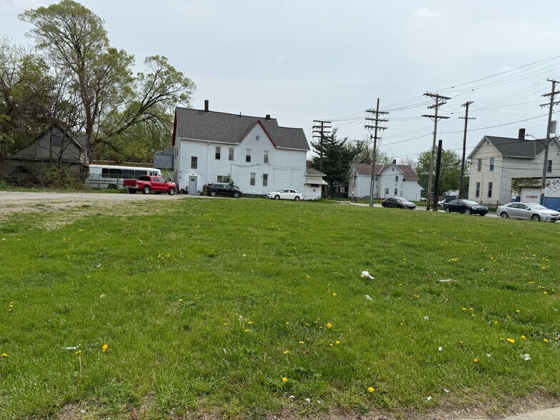 More Photos Of 3257 W 25th St, Cleveland Land For Lease